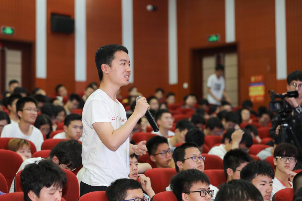 日本性爱
同学提问
